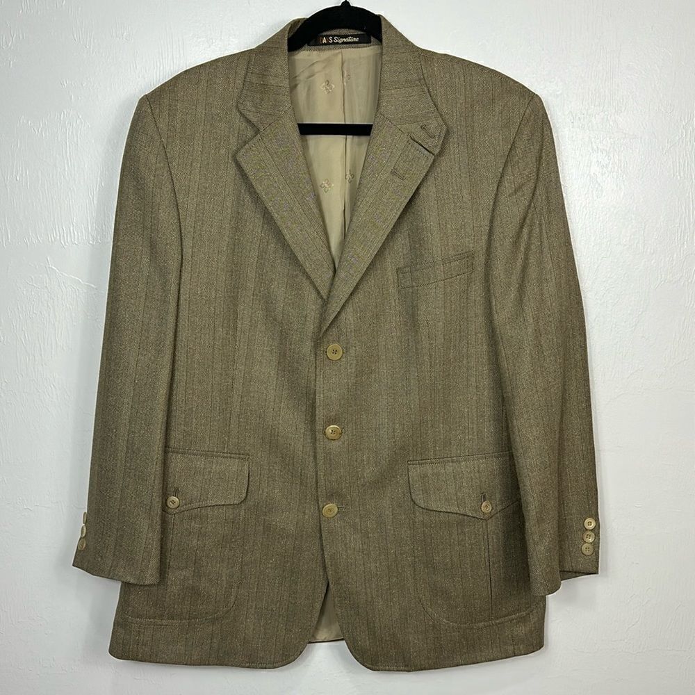 Daks Signature Wool Silk Blend Three Button Closure Blazer Size L